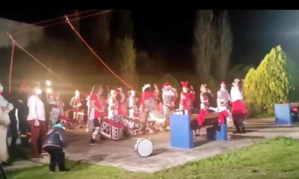 Κρήτη: Πυροσβέστες-«Άι Βασίληδες» ανταποκρίθηκαν στο κάλεσμα των παιδιών στο ΠΑΓΝΗ